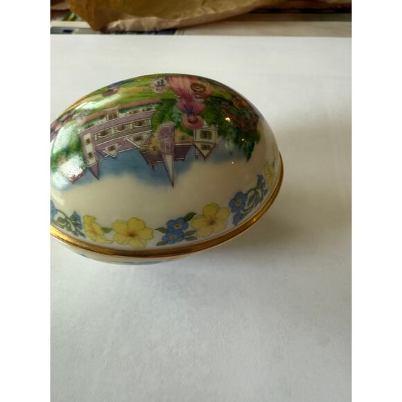 Lenox Annual Easter Egg Box 1986 Collectible Egg - Picture 4 of 7